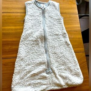 NWOT Ugg Sherpa SleepSack/Wearable Blanket